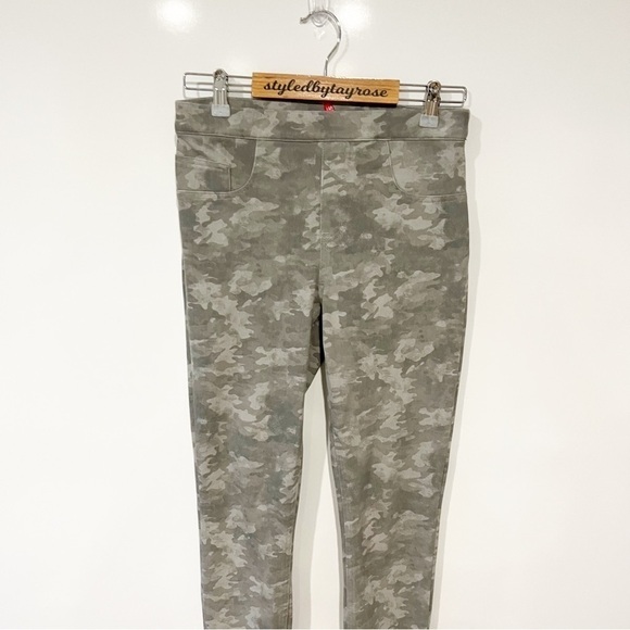 SPANX® Stone Wash Camo Ankle Jean-ish Leggings - Picture 7 of 13